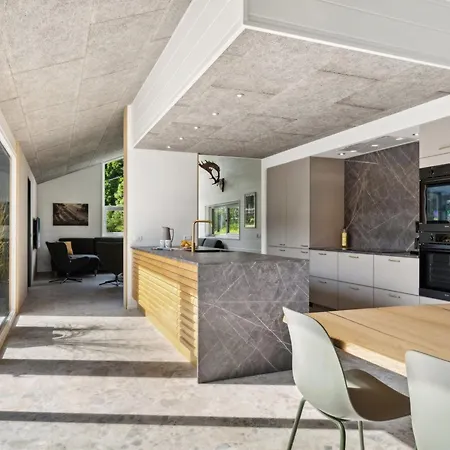 Aviana - 500m From The Sea By Interhome Feriehus